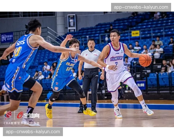 福建浔兴与天津先行者上演对攻大战,合计命中40记三分 福建浔兴与天津先行者上演对攻大战,合计命中40记三分