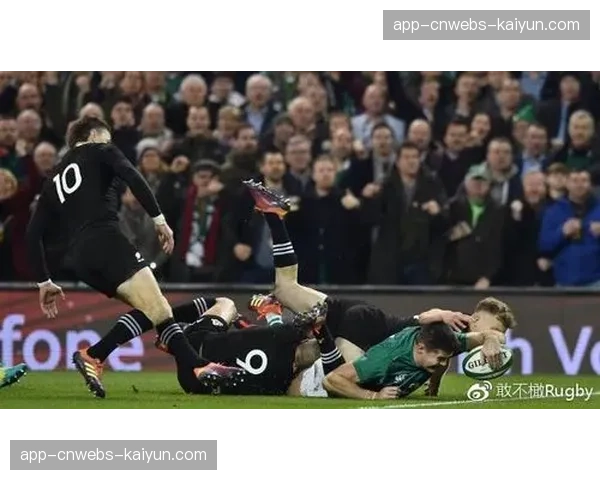 速报:欧洲冠军杯橄榄球赛1-4决赛,伦斯特半场建立21分领先优势