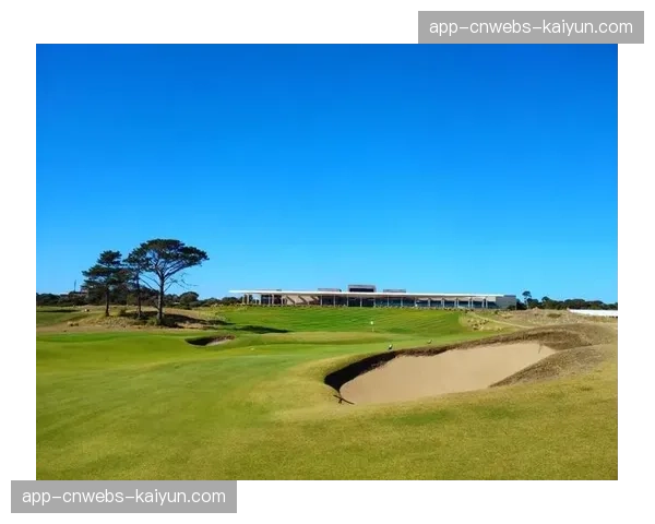 圣保利球迷合作社模式：5.5万会员支持下的球场扩建计划